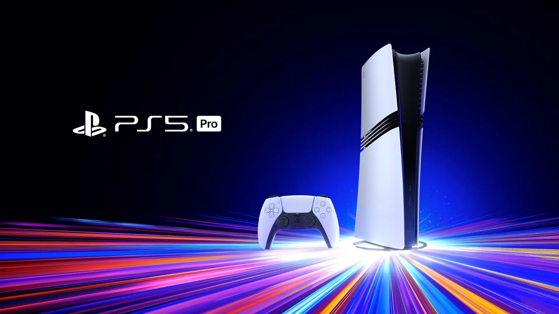 PS5 Pro主机正面特写，哑光黑机身搭配深灰装饰条，下方标注‘PS5 Pro’Logo，背景为柔和光晕，凸显高端质感