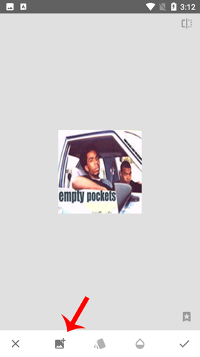 图片叠加操作界面：底部弹出相册选择浮层，上方预览区实时显示两张图叠加后的半透明融合效果