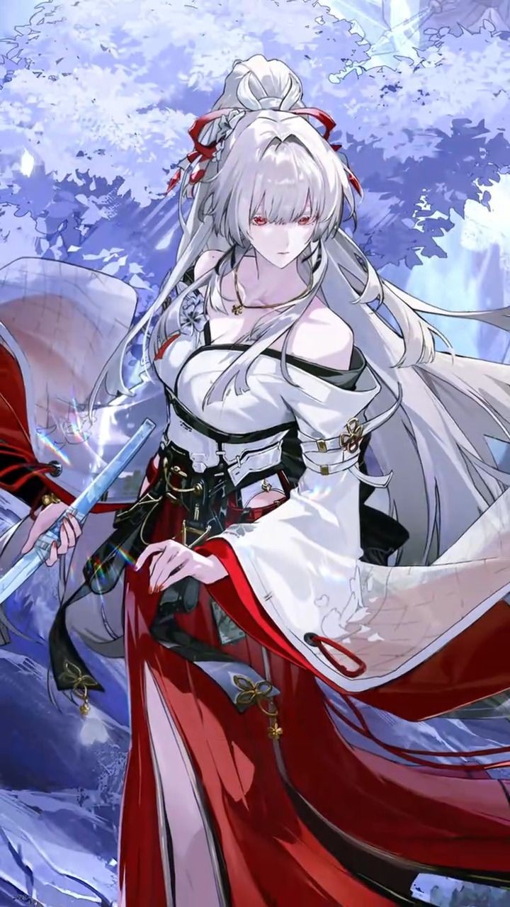 《鸣潮》新角色绯雪动态立绘特写：银白长发垂落肩头，手持浮空冰晶法器，背景呈现幽蓝极光与悬浮神社残垣