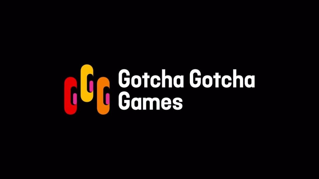 开发者工作流概念图：左侧屏幕显示RPG Maker编辑界面，右侧实时预览窗口呈现HD-2D效果——角色在3D教堂内部行走，彩窗光线随移动在地面投射变幻光斑